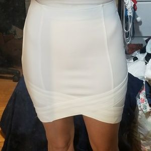 White Bodycon skirt H&M size extra small